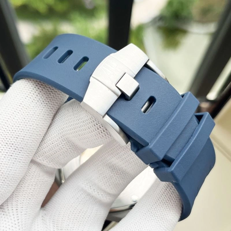 Versatile AP Watches 176349