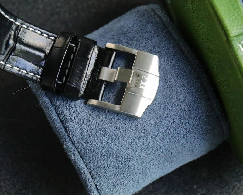 Functional AP Watches 176364