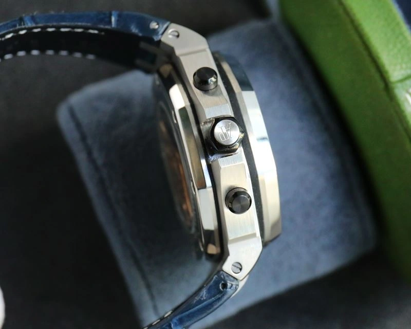 AP Watches SunProtective 176351