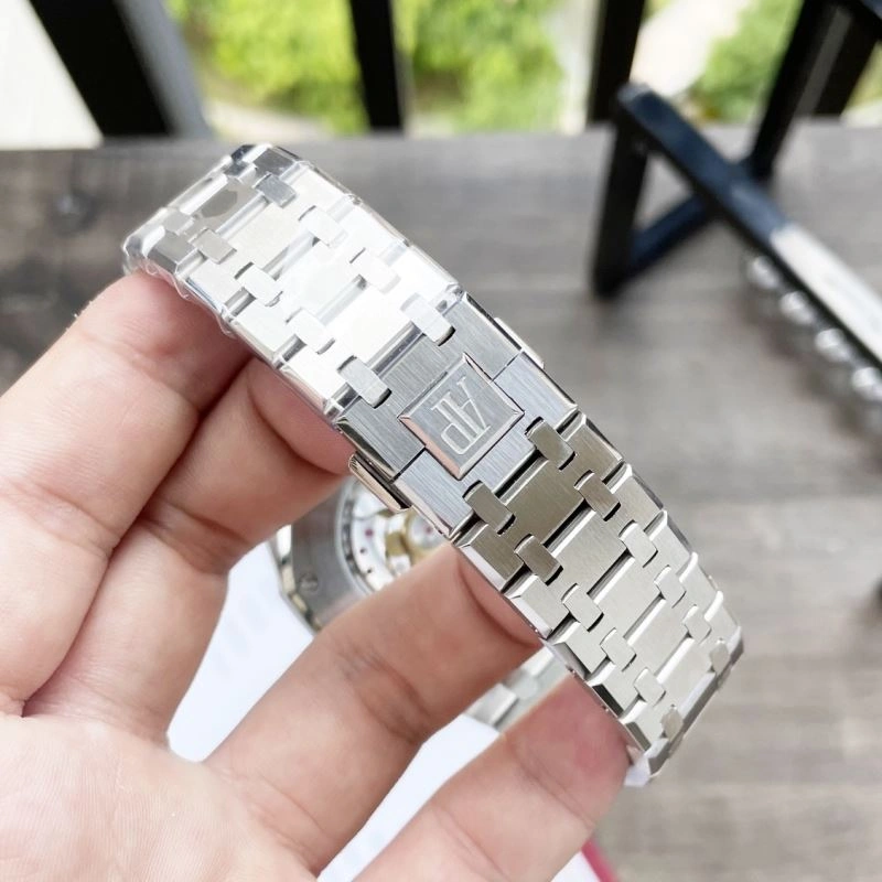 Lightweight AP Watches 176342
