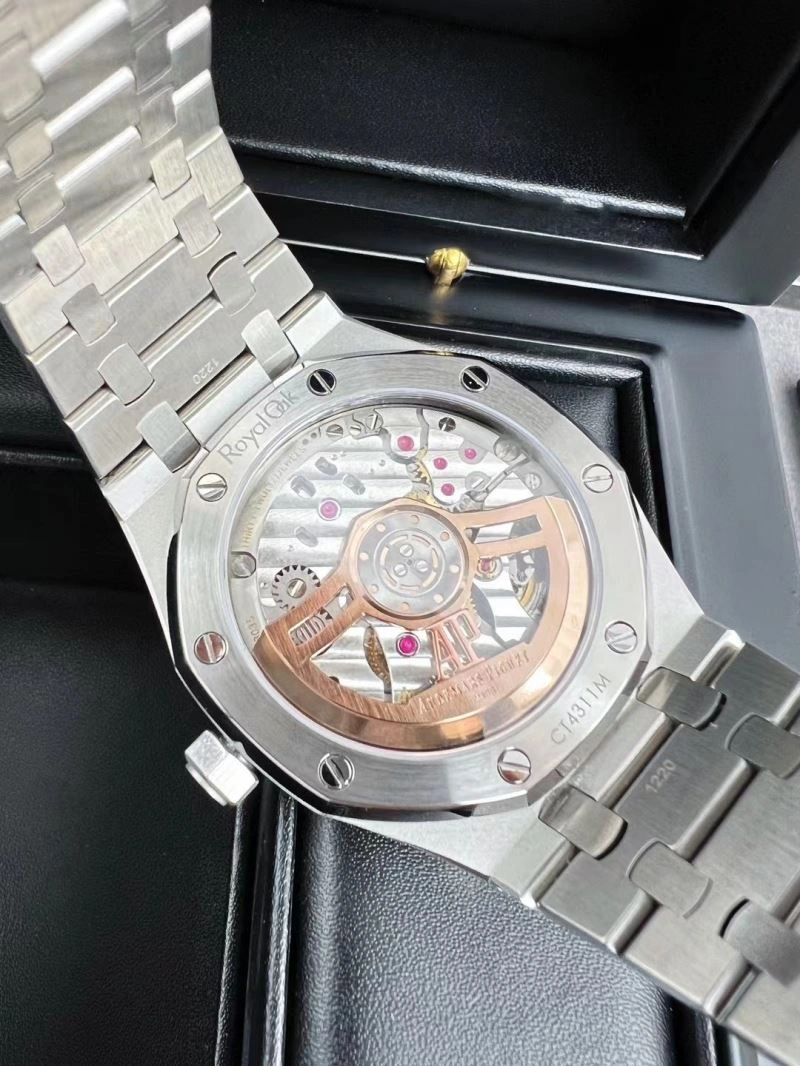 Versatile AP Watches 176288