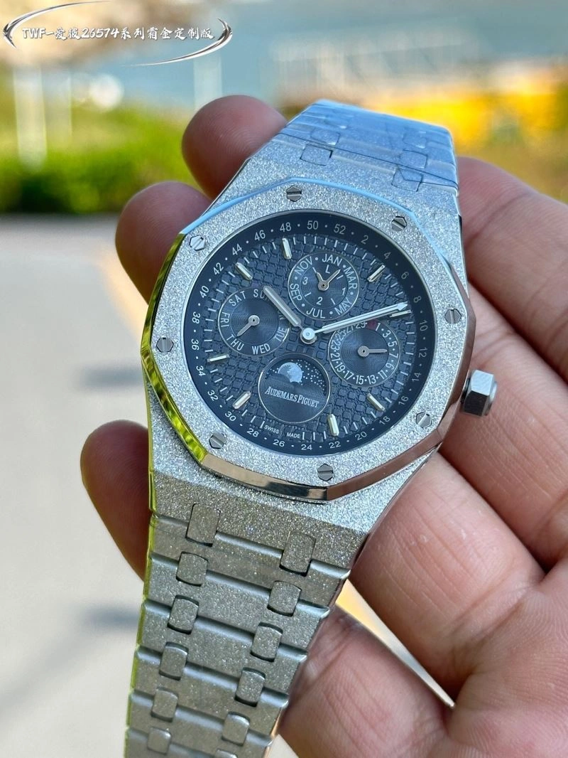 AP Watches SmoothTexture 176073