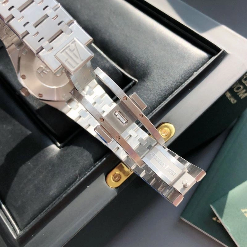 AP Watches MoistureWicking 176037