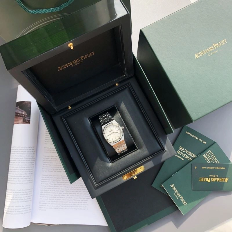 Sophisticated AP Watches 176038