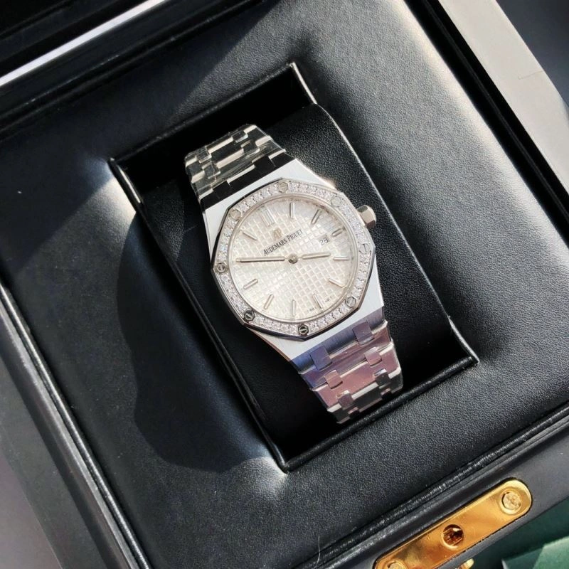 Sophisticated AP Watches 176038