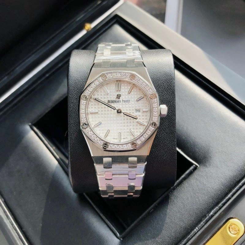 Sophisticated AP Watches 176038