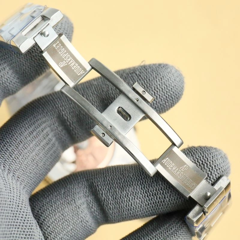 Flexible AP Watches 176015
