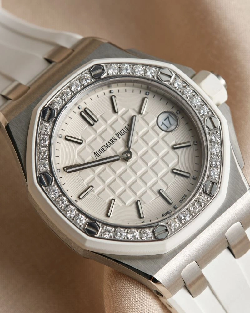 SoftTouch AP Watches 175996