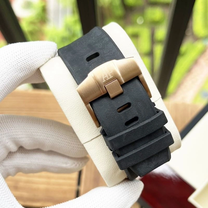 Durable AP Watches 175925