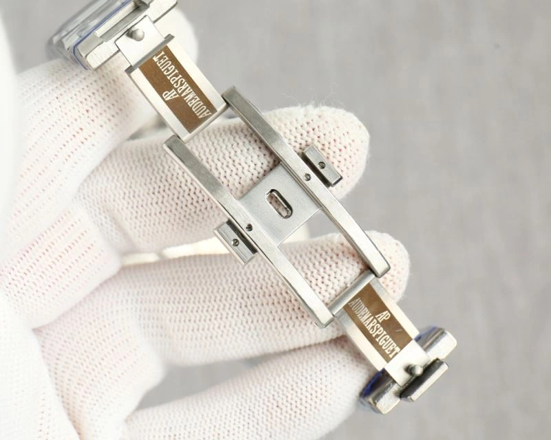 AP Watches GoodFit 175910