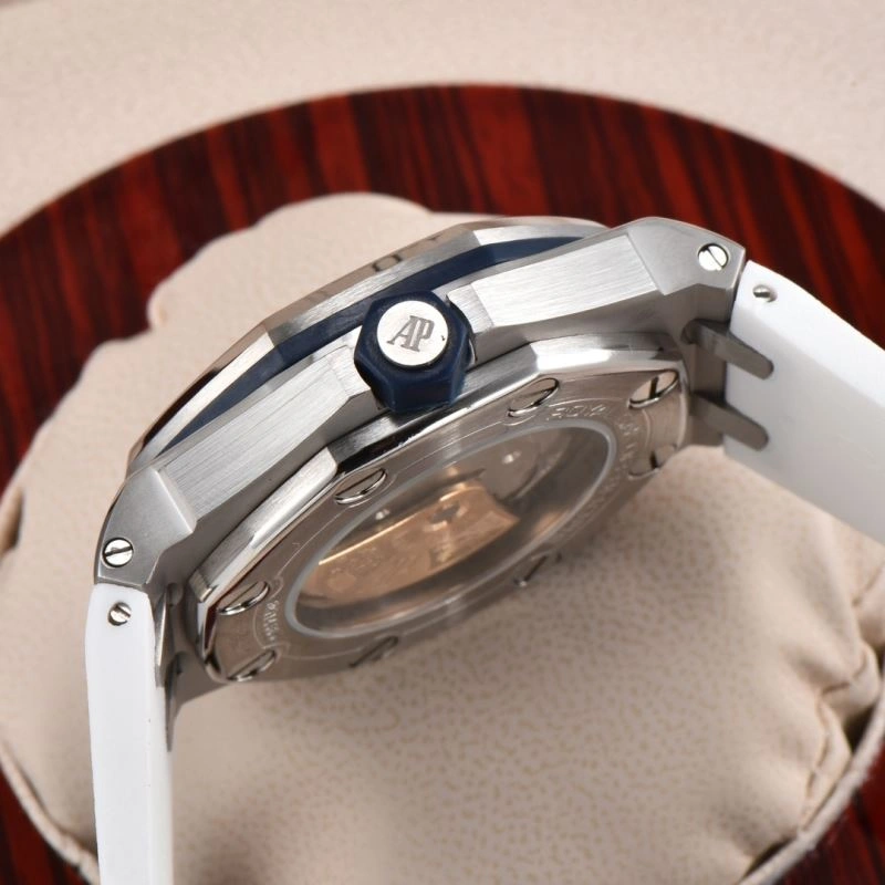 Durable AP Watches 175848