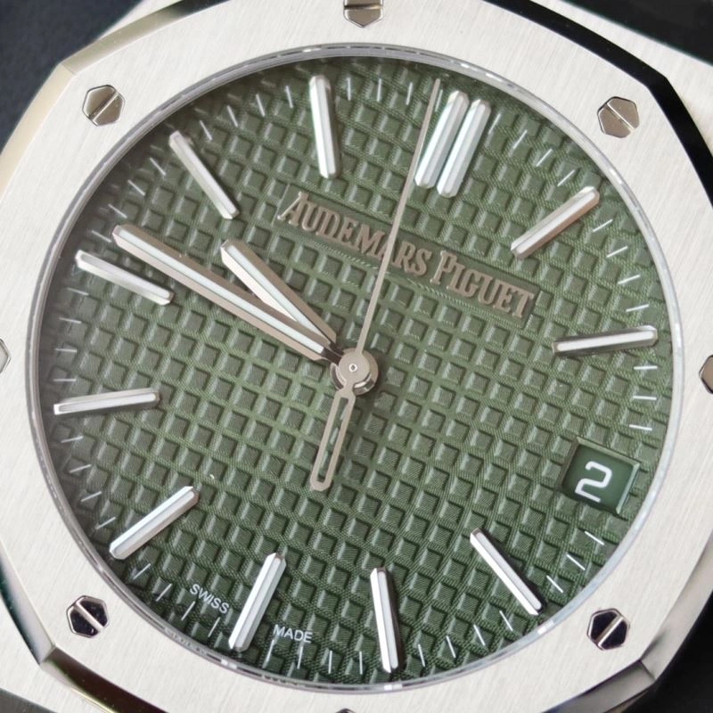 Flexible AP Watches 175869