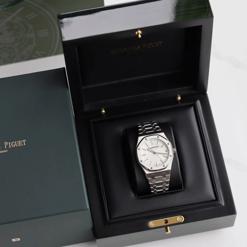 AP Watches ComfortFit 175835