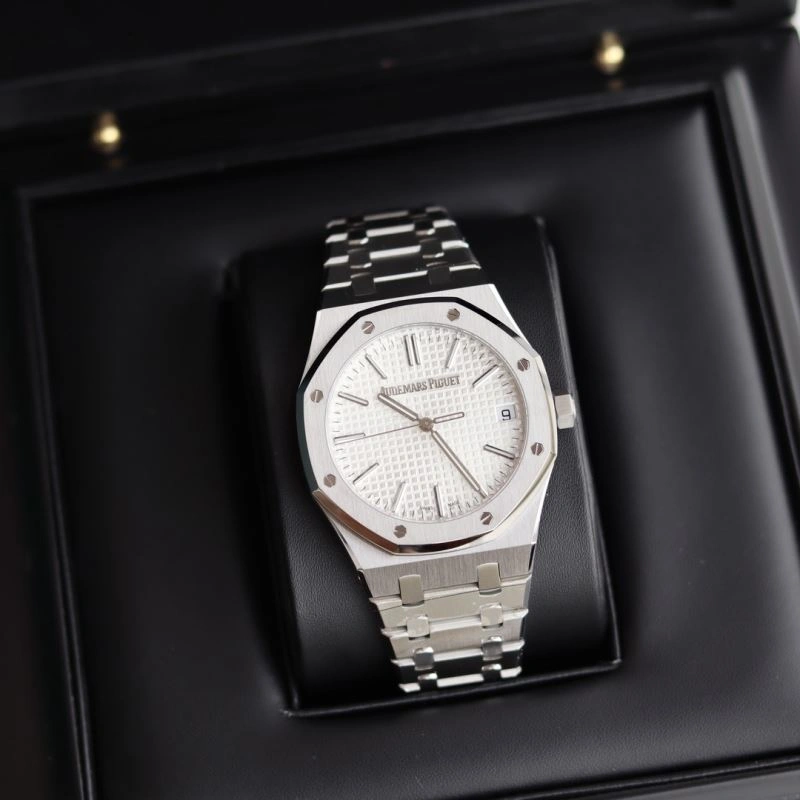 AP Watches ComfortFit 175835