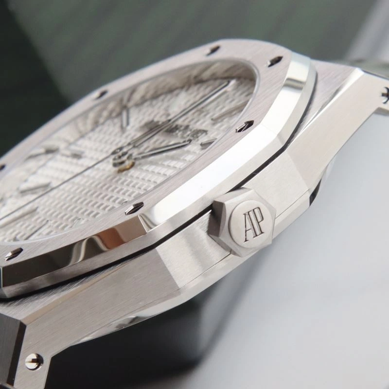 AP Watches ComfortFit 175835
