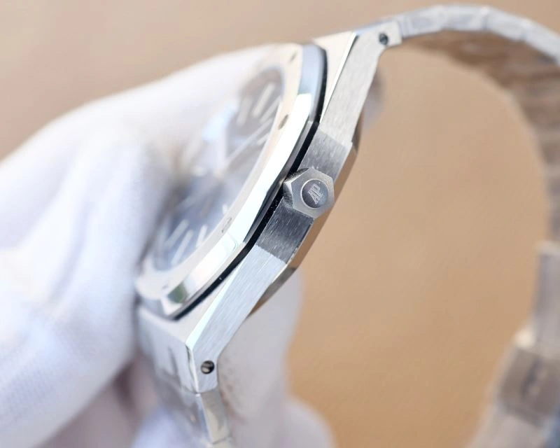 Effortless AP Watches 176276