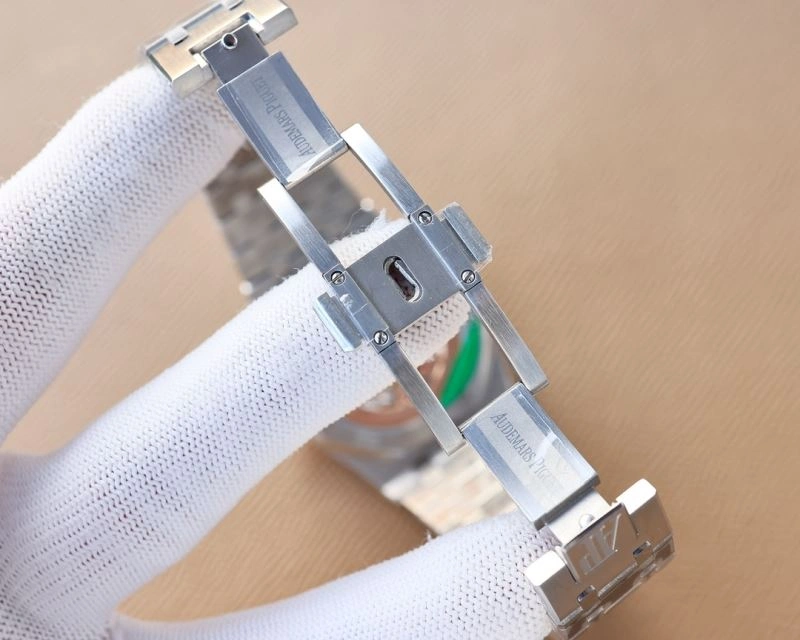 Effortless AP Watches 176276