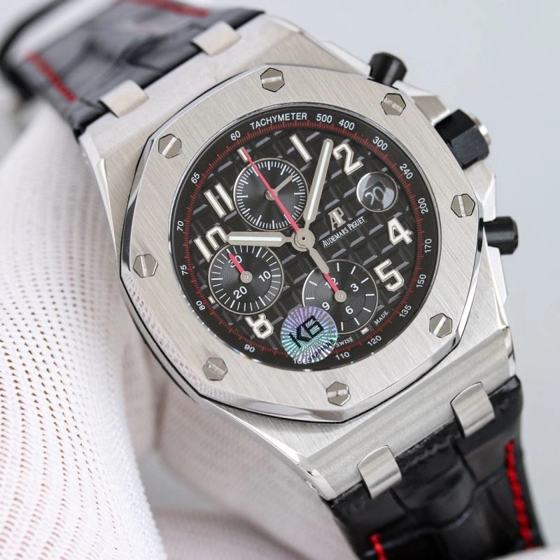 AP Watches FashionForward 176310