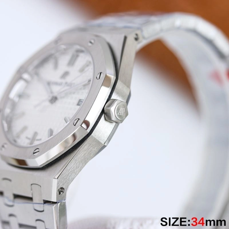 AP Watches ZipUp 176347