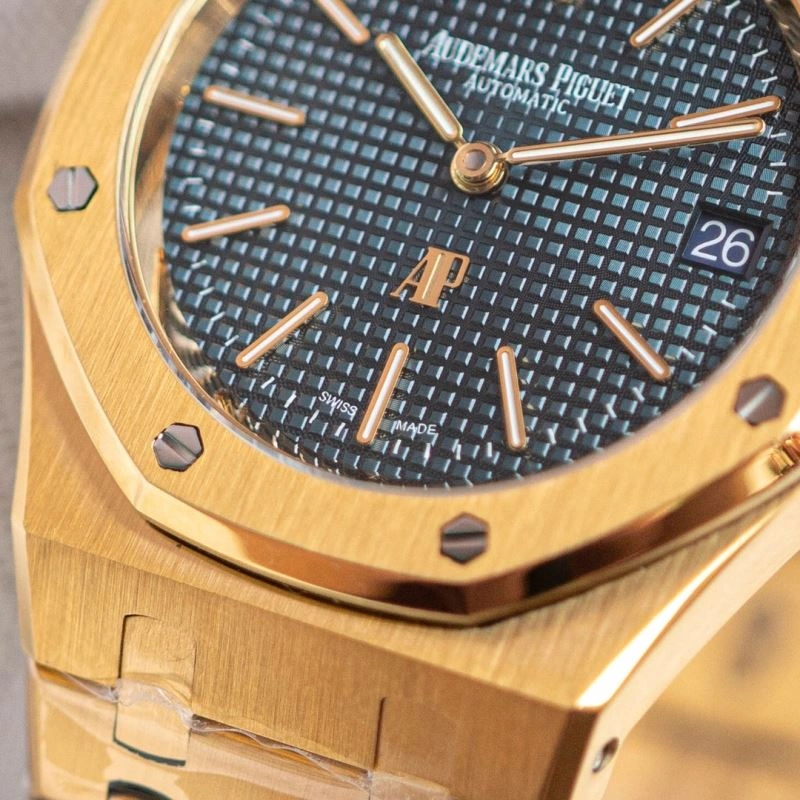 Seasonal AP Watches 176157