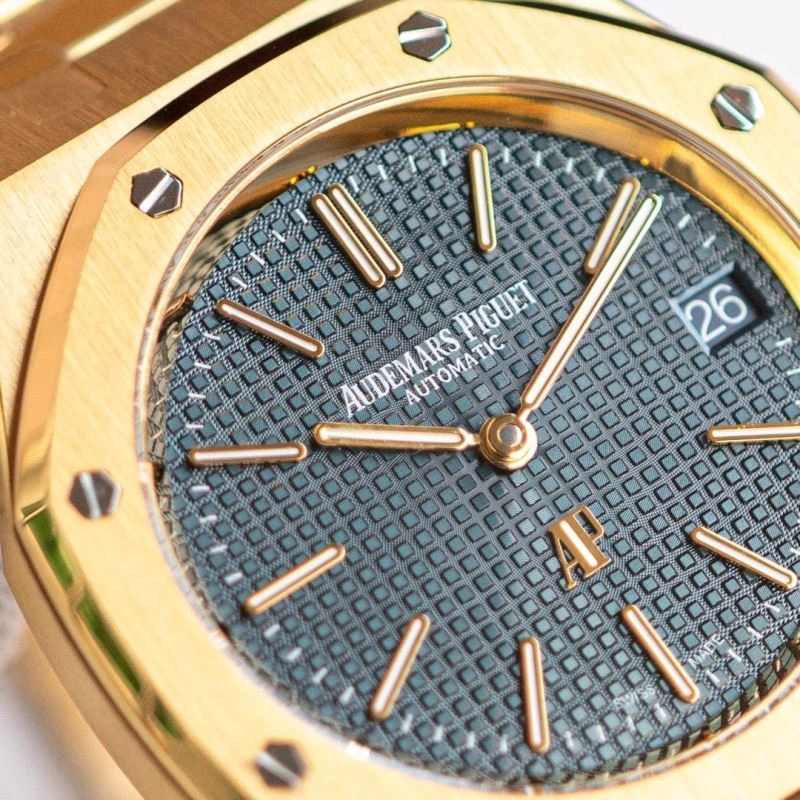 Seasonal AP Watches 176157