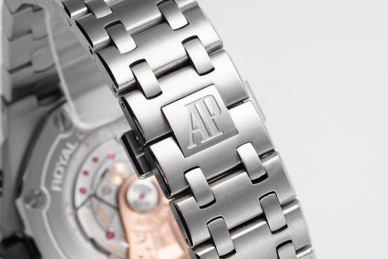 AP Watches Cozy 176136