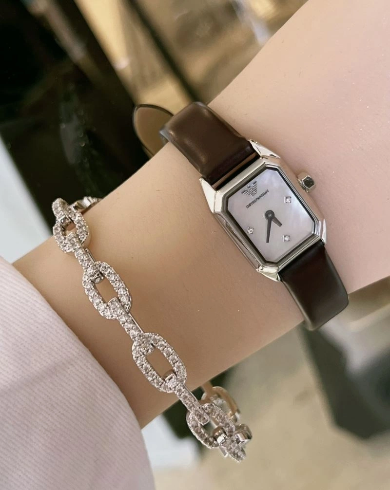 Premium ARMANI Watches 177088