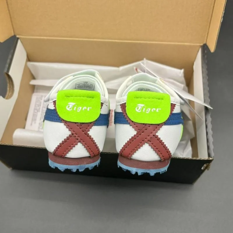 Sporty ASICS SHOES 29411