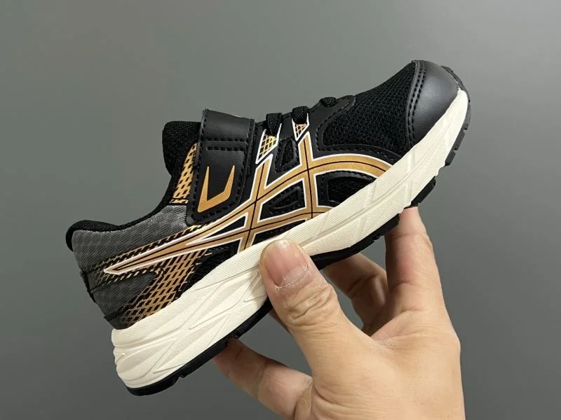 ASICS SHOES Refined 28923