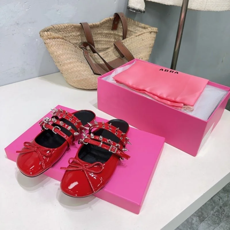 Seasonal Abra Sandals 10769