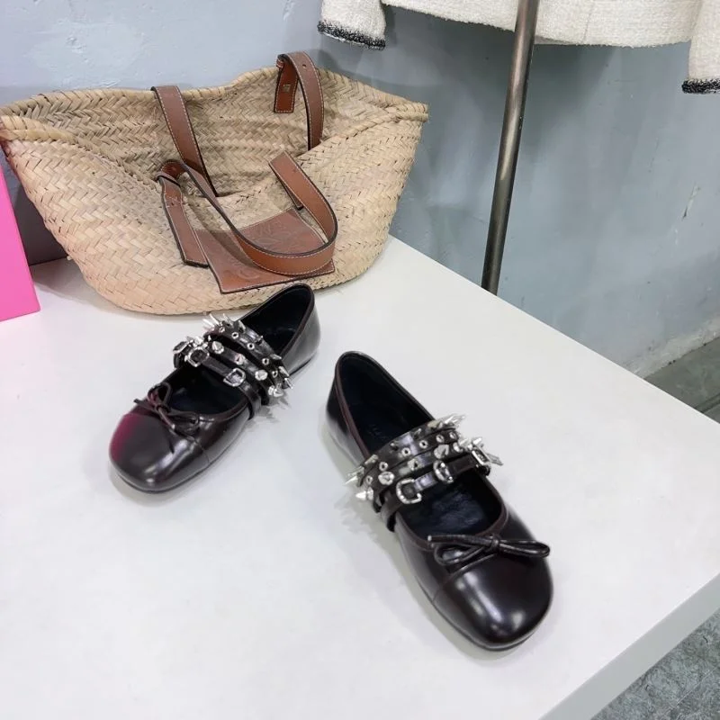 Youthful Abra Shoes 13251