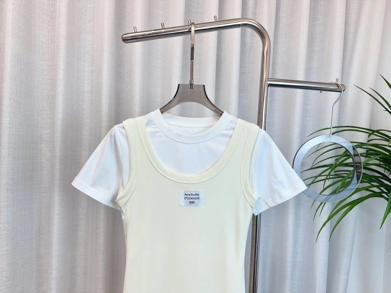 WeatherProof Acne T-Shirts 152064
