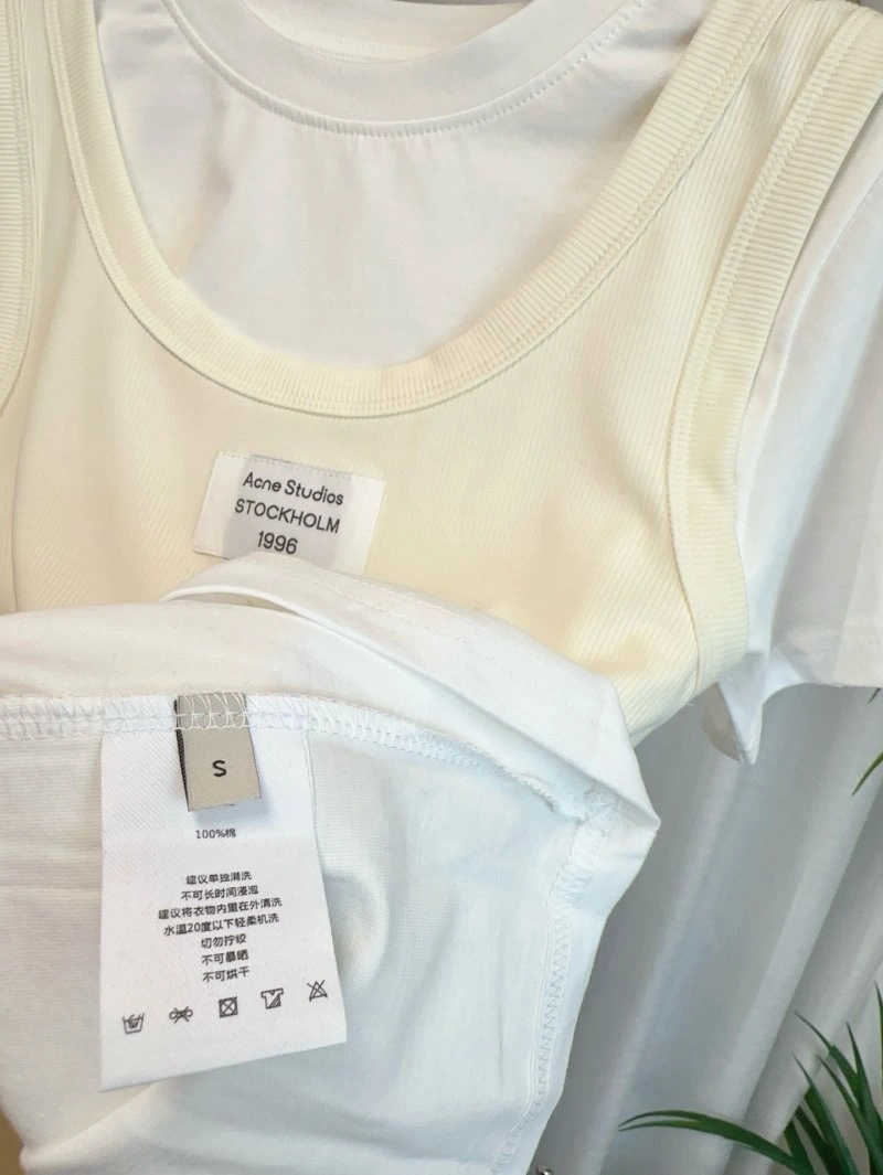 WeatherProof Acne T-Shirts 152064