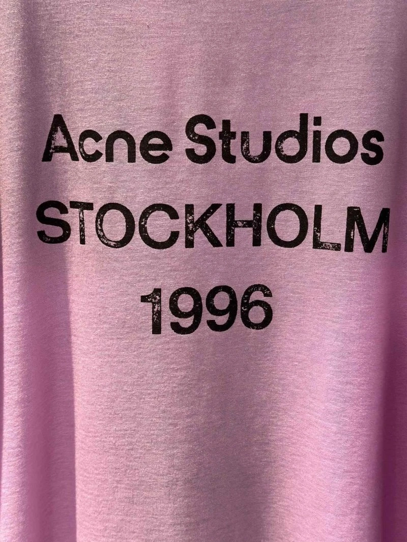 UrbanStyle Acne T-Shirts 157182
