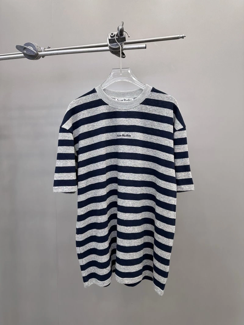 Acne T-Shirts Refined 150129