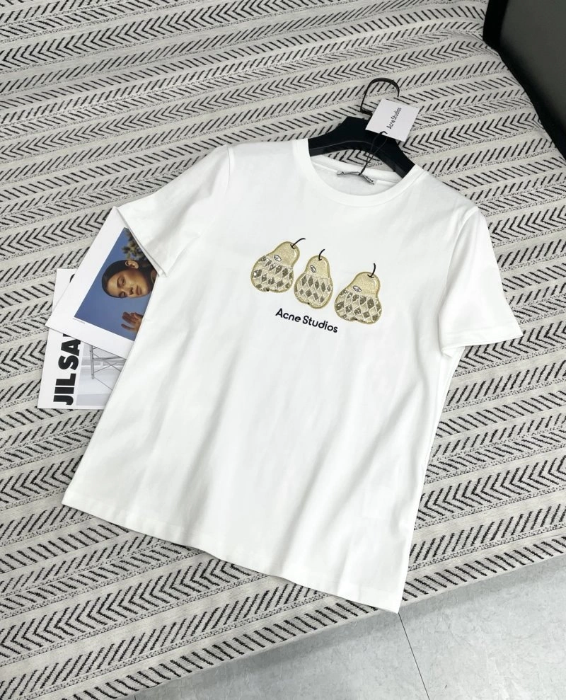 Acne T-Shirts TimelessDesign 155112