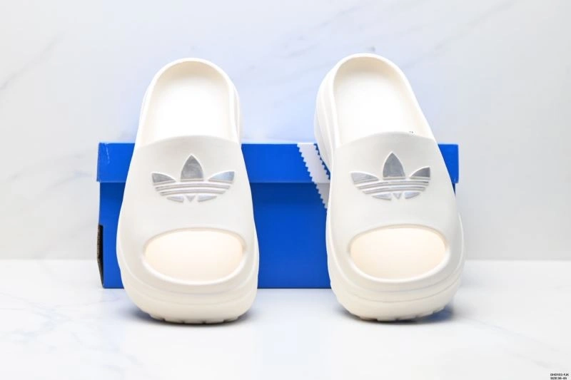 Adidas Adifom Shoes TimelessDesign 805