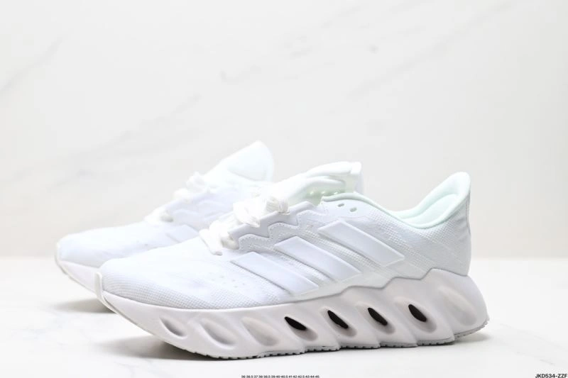 Adidas Alpha Shoes EasyCare 1563