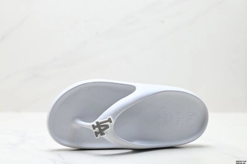 Adidas Alpha Shoes Stylish 736