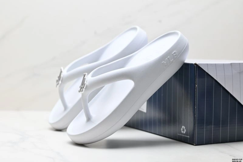 Adidas Alpha Shoes Stylish 736
