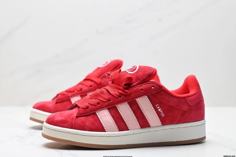 Sporty Adidas Campus Shoes 1596