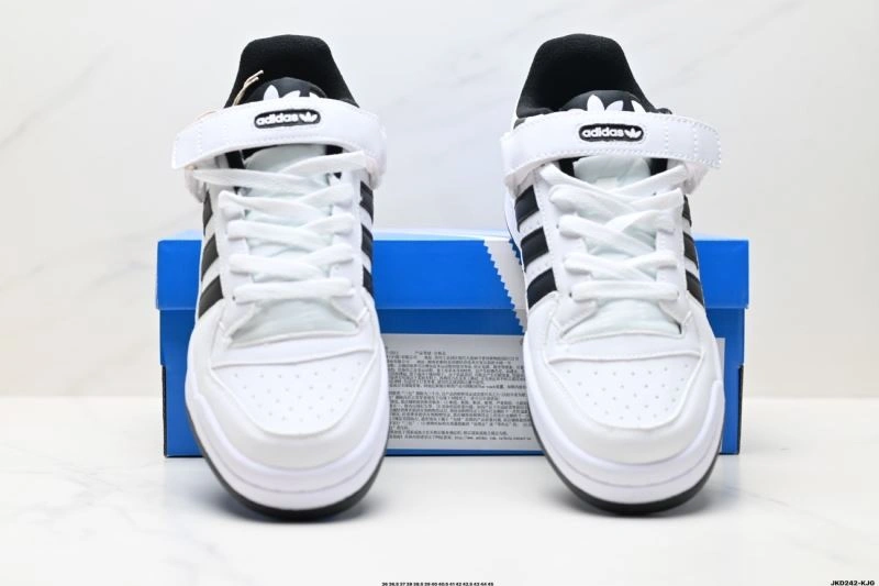 Adidas Forum Shoes FashionForward 1495