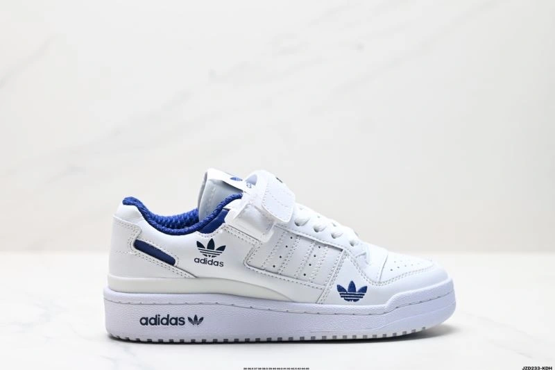 EyeCatching Adidas Forum Shoes 1474
