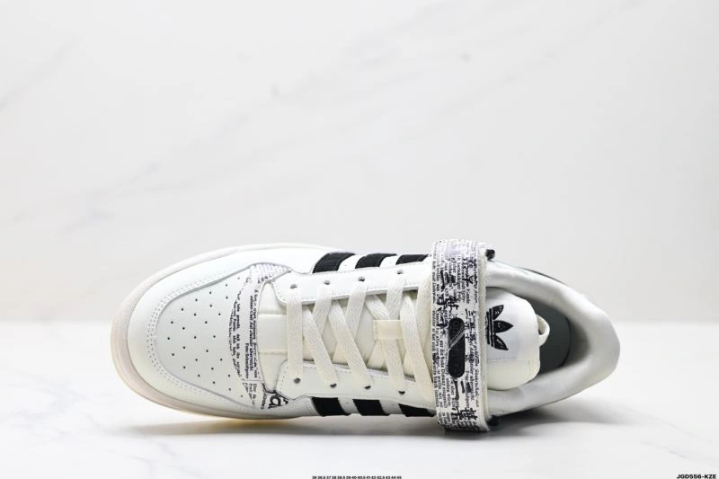 Stylish Adidas Forum Shoes 692