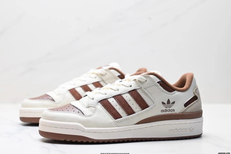 TravelReady Adidas Forum Shoes 687