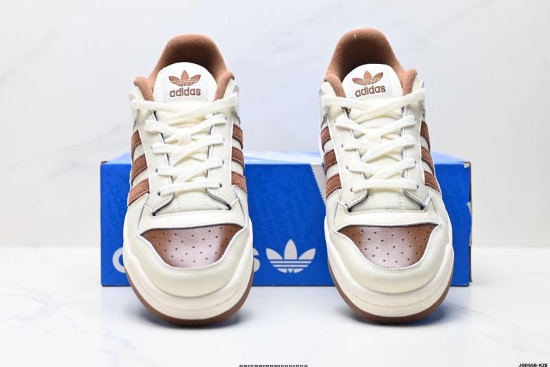 TravelReady Adidas Forum Shoes 687