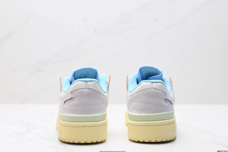 Stretchable Adidas Forum Shoes 680