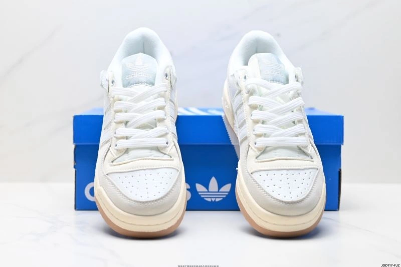 Neat Adidas Forum Shoes 669