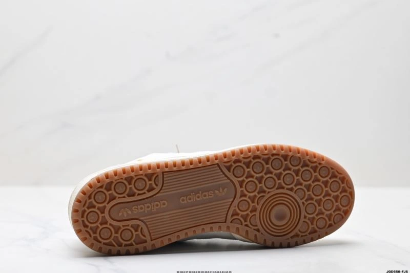 Stylish Adidas Forum Shoes 662