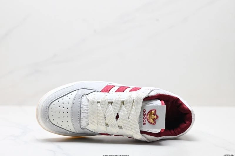 WellDesigned Adidas Forum Shoes 645